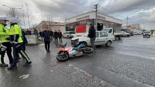 Çorlu'da otomobille çarpışan motosikletli yaralandı: Kaza anı kamerada
