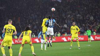 Trabzon'da gol yağmuru olan gecede zafer Fenerbahçe'nin! 