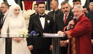 İ&ccedil;işleri Bakanı Mustafa &Ccedil;ift&ccedil;i, &Ccedil;orum&rsquo;da nikah şahidi oldu