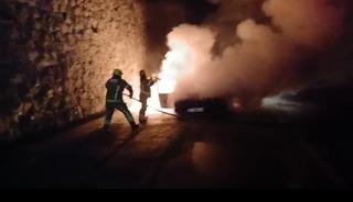 Mudanya yolunda korkutan ara&ccedil; yangını