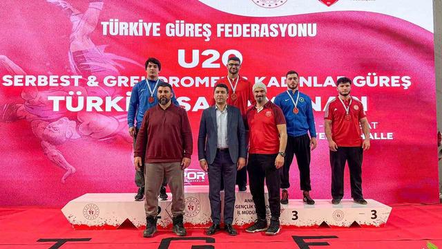 U20 Serbest Güreş Türkiye Şampiyonası’nda ikinci gün tamamlandı