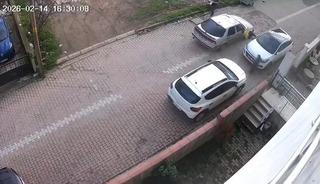 Otomobilin &ccedil;arptığı 9 yaşındaki &ccedil;ocuk yaralandı