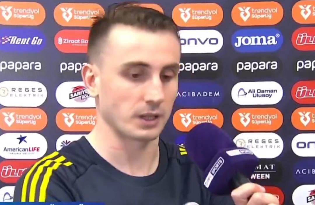 Kerem Akçeşitkoğlu nun dili sürçtü maç nihayetinde  Galatasaray  dedi! Sosyal medya karıştı 1