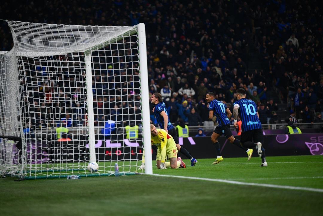 İtalya&rsquo;da T&uuml;rk r&uuml;zgarı: Hakan&rsquo;lı Inter Kenan&rsquo;lı Juventus u 90 da ge&ccedil;ti! Ma&ccedil; sonu ortalık karıştı 1