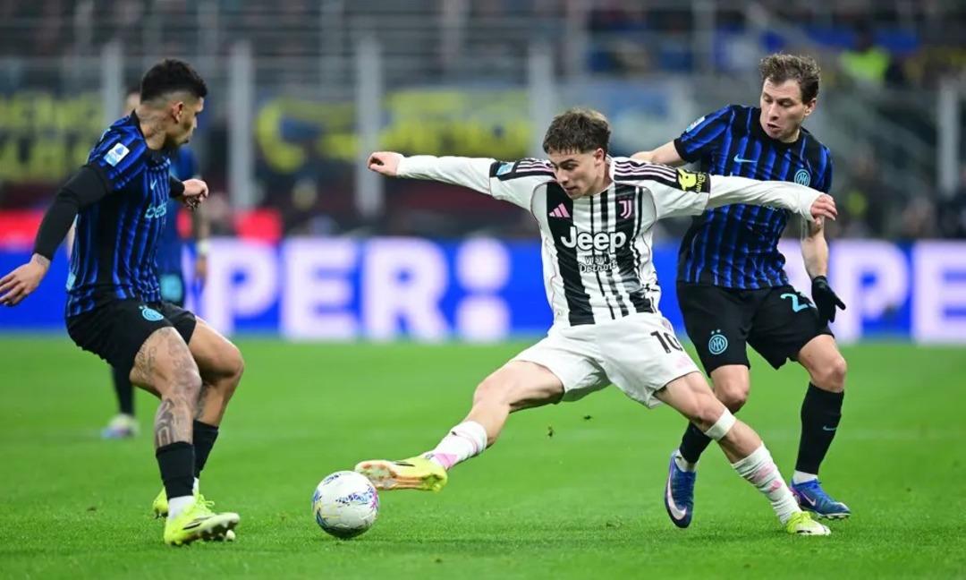 İtalya&rsquo;da T&uuml;rk r&uuml;zgarı: Hakan&rsquo;lı Inter Kenan&rsquo;lı Juventus u 90 da ge&ccedil;ti! Ma&ccedil; sonu ortalık karıştı 5