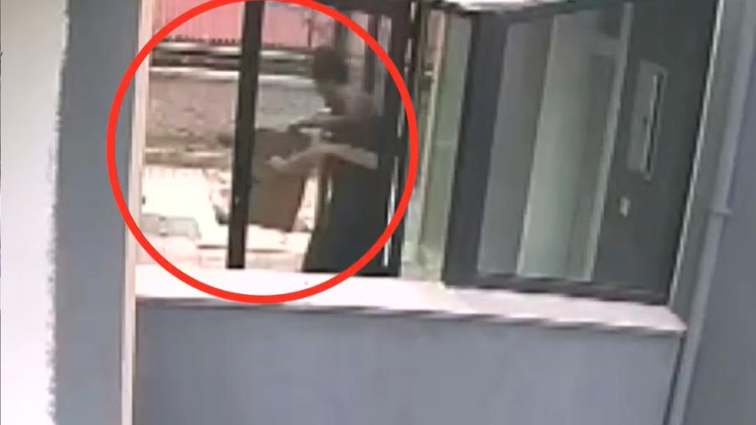 Cani doktora &lsquo;&ouml;d&uuml;l gibi&rsquo; indirim! Aldığı cezaya tepki yağdı 2