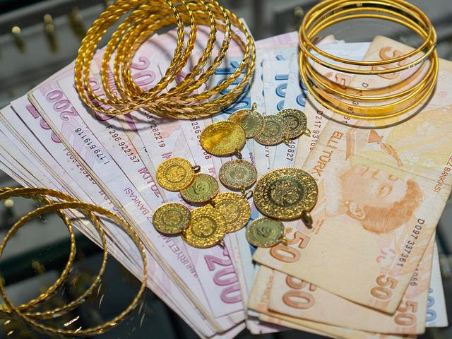 Altın fiyatlarındaki rekor s&uuml;recek mi? 2026 i&ccedil;in &lsquo;TL&rsquo; &ccedil;ıkışı: &ldquo;D&uuml;zeltme gelebilir&rdquo;