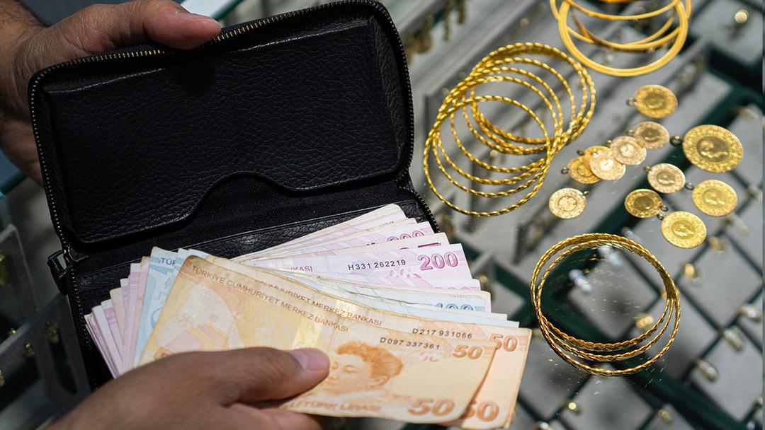 Altın fiyatlarındaki rekor s&uuml;recek mi? 2026 i&ccedil;in &lsquo;TL&rsquo; &ccedil;ıkışı: &ldquo;D&uuml;zeltme gelebilir&rdquo; 3
