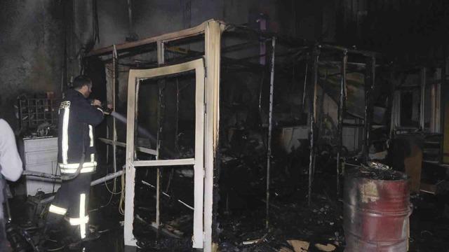 Karaman’da dorse üretim fabrikasında yangın paniği 1