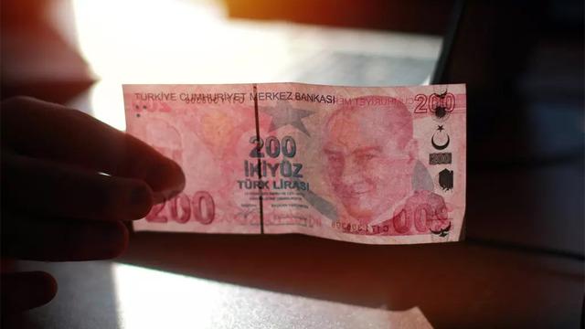 Borcu olanlara %25 kesinti! Hazine destekli tarım ve esnaf kredilerinde yeni şart