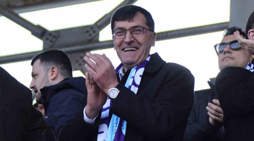 Başkan Ey&uuml;p Kahveci ve Vali Musa Işın&rsquo;dan K&uuml;tahyaspor&rsquo;a tebrik