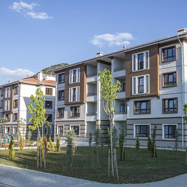 Y&uuml;zyılın Konut Projesi'nde yeni kura! Yarın 11 ilde daha &ccedil;ekiliş yapılacak