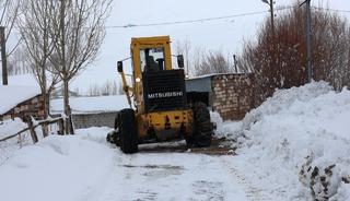 Van&rsquo;da 76 yerleşim yerinin yolu kapalı