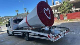 Vinci 777 gülle donatıp eşine sürpriz yaptı