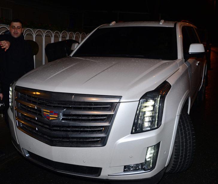 Caner kesenin ağzını açtı! Şükran'a 1 milyonluk hediye G1