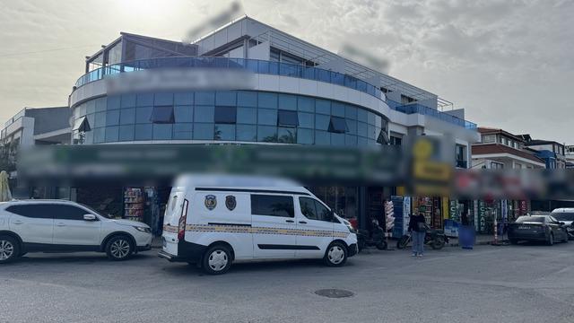 İzmir'de otel yangını! 1 kişi hayatını kaybetti