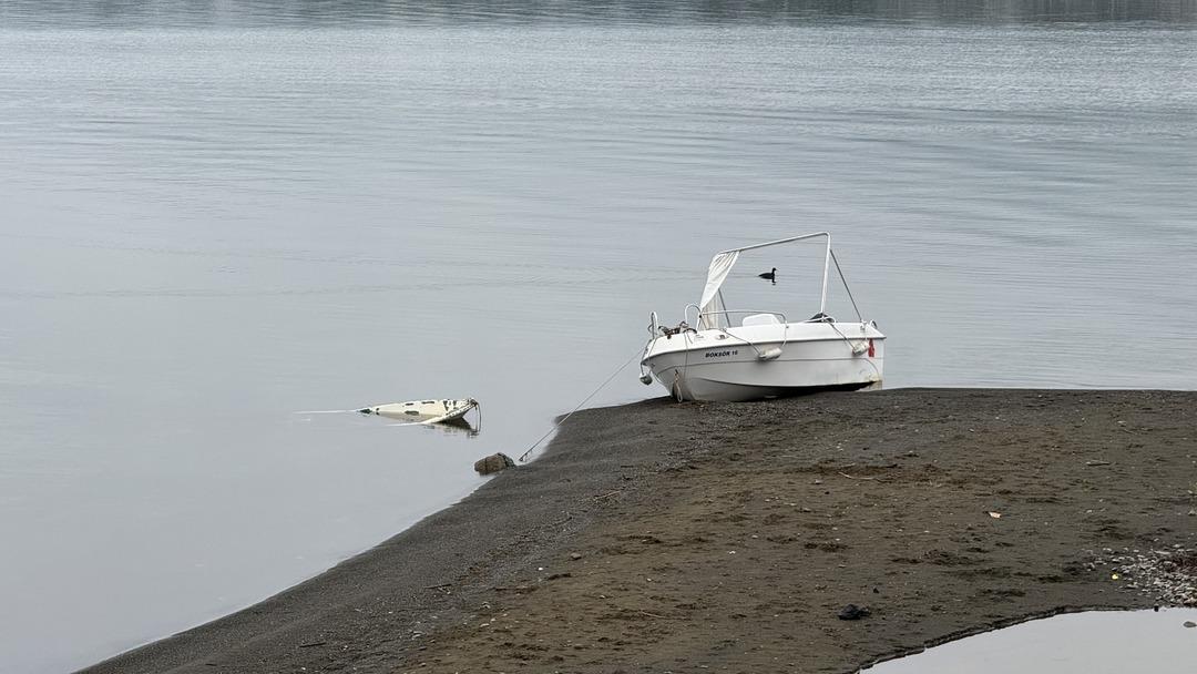 Yağışlara rağmen &ccedil;ekiliyor! İznik G&ouml;l&uuml; nde kuraklık alarmı: "2 yıl sonra &ccedil;ift&ccedil;i su bulamayabilir" 1
