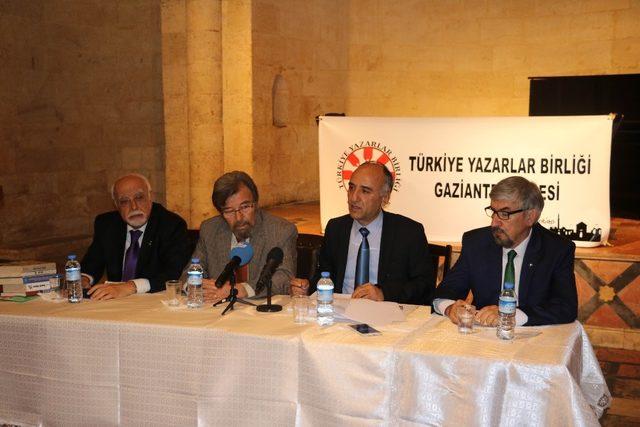 Yazar ve gazeteciler Gaziantep’in basın tarihini konuştu