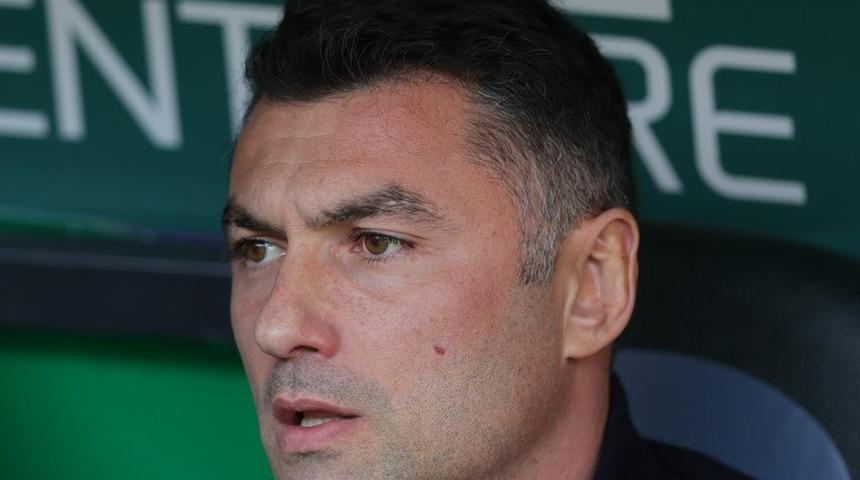 Burak Yılmaz &ccedil;ıldırdı, a&ccedil;tı ağzını yumdu g&ouml;z&uuml;n&uuml;! Hakem Fatih Tokail'e zehir zemberek s&ouml;zler: "Neden geldiği belli, utan&ccedil; verici!"