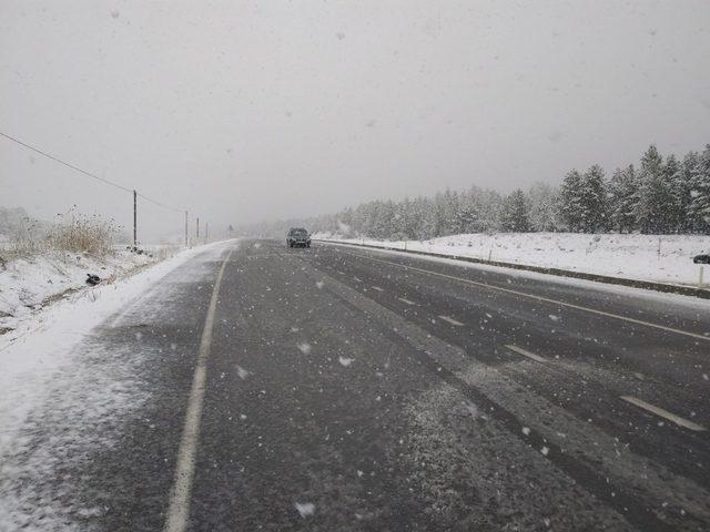 Isparta’da kar yağışı