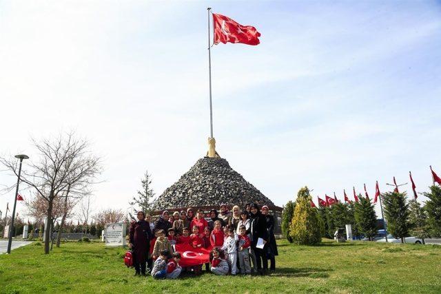 Anasınıfı öğrencileri 15 Temmuz Şehitlik Anıtı’nı ziyaret etti