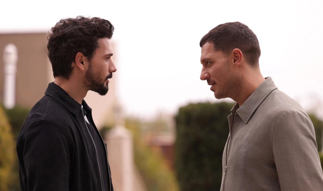 MHP lideri Bah&ccedil;eli den  Yeraltı  dizisinin başrol oyuncusu Uraz Kaygılaroğlu na s&uuml;rpriz telefon 1