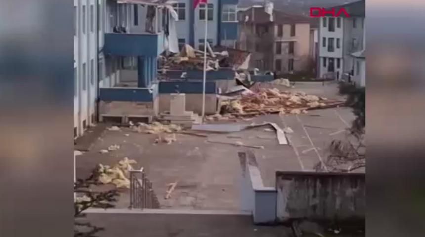 D&uuml;zce'de lisenin &ccedil;atısı u&ccedil;tu! Eğitime bir g&uuml;n ara verildi