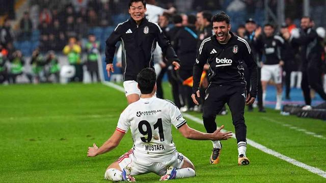 Beşiktaş'ta galibiyet golü Mustafa Hekimoğlu’ndan