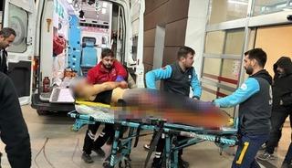 Sokak ortasında bı&ccedil;aklanarak ağır yaralandı