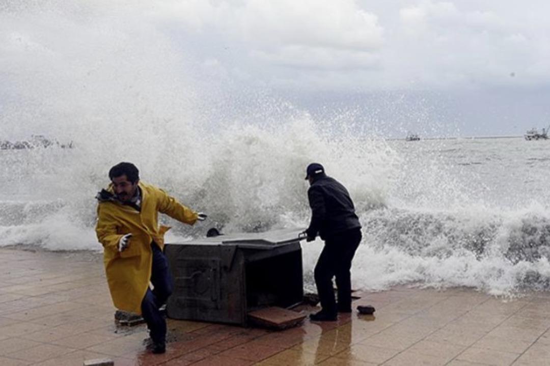 Arabanızı yıkatmayın, pencerenizi silmeyin! Bu kez &ccedil;amur yağacak 5