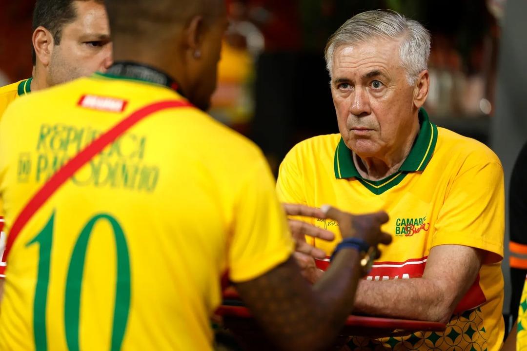 Ancelotti karnavalda olay oldu! Rio&rsquo;daki g&ouml;r&uuml;nt&uuml;ler D&uuml;nya basınını salladı 2