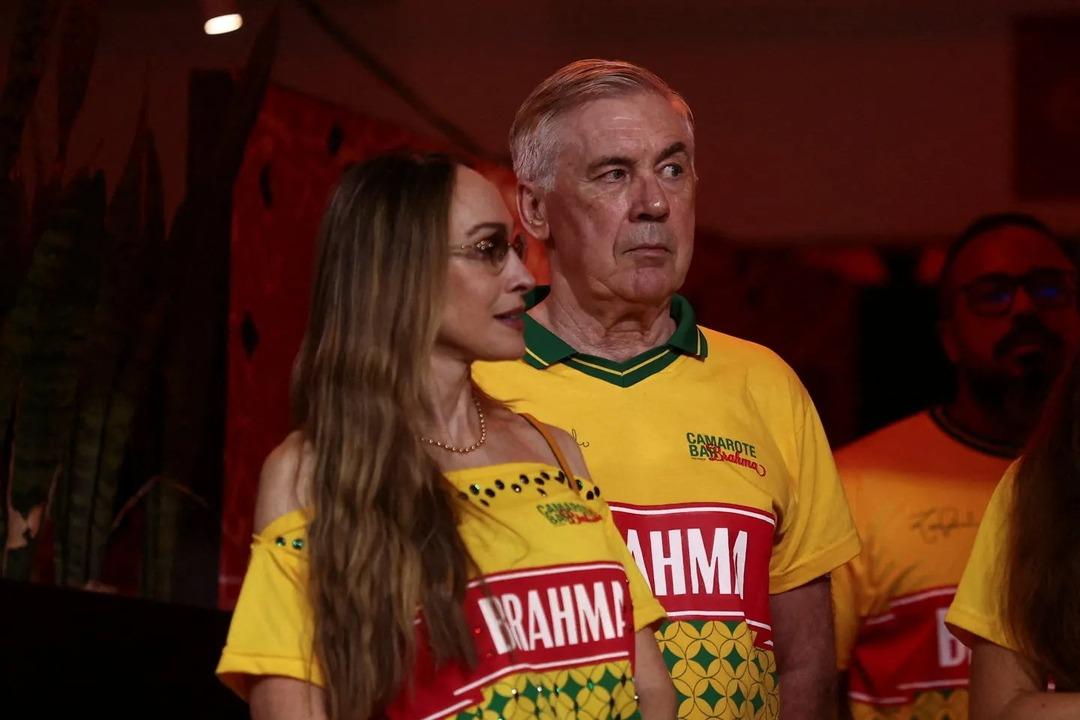 Ancelotti karnavalda olay oldu! Rio&rsquo;daki g&ouml;r&uuml;nt&uuml;ler D&uuml;nya basınını salladı 1