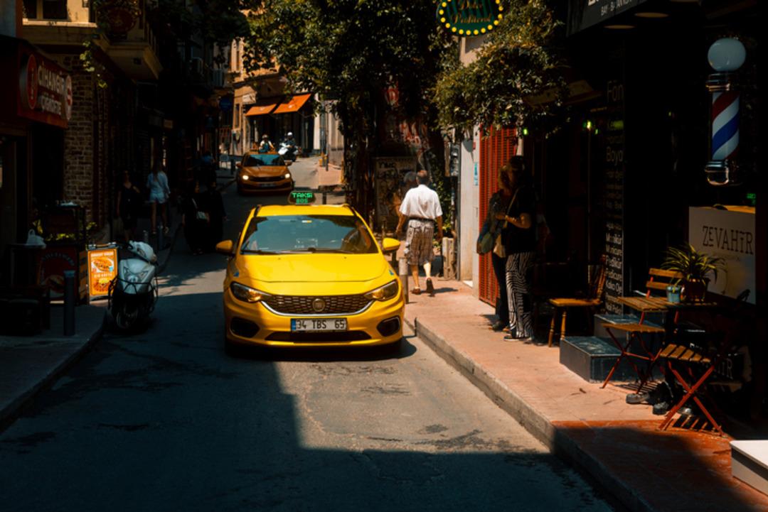 Taksilerde yeni d&ouml;nem! &lsquo;Neşter vurulacak&rsquo; Sil baştan sistem değişecek 4