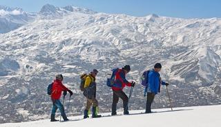 Hakkari&rsquo;de Vatan Tepesi&rsquo;ne zorlu kış tırmanışı