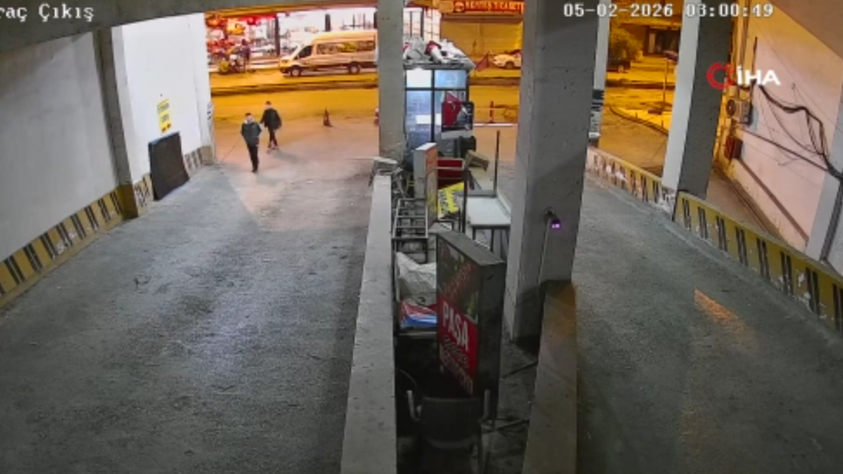 Motosiklet çaldılar, gezerken yakalandılar