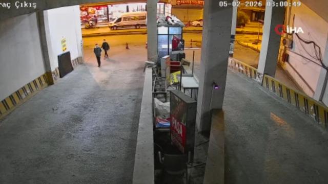 Motosiklet çaldılar, gezerken yakalandılar