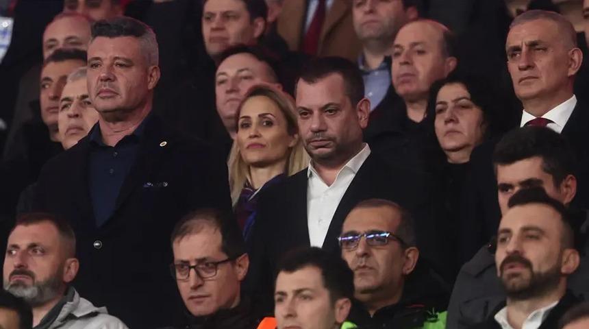 Her şey ma&ccedil; &ouml;ncesinde olmuş! Sadettin Saran'ın o hareketini T&uuml;rkiye konuşuyor