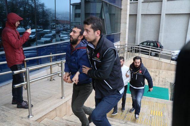 Zonguldak’ta piyasa değeri 35 bin TL olan uyuşturucu madde ele geçirildi (1)