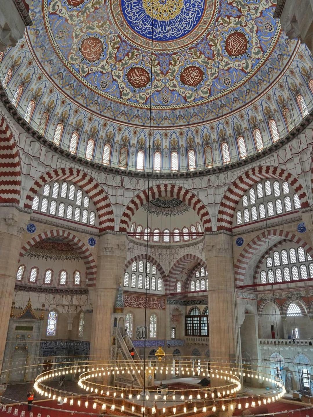 Selimiye Camisi en kapsamlı restorasyonun ardından Ramazan ın ilk g&uuml;n&uuml; ibadete a&ccedil;ılıyor 7