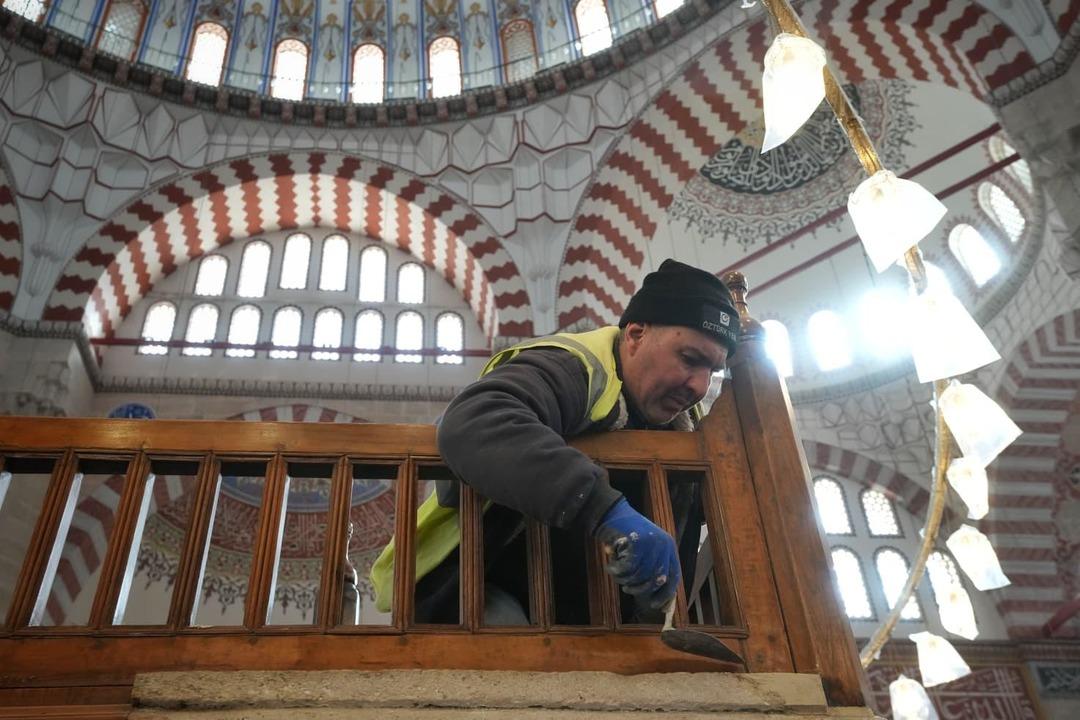Selimiye Camisi en kapsamlı restorasyonun ardından Ramazan ın ilk g&uuml;n&uuml; ibadete a&ccedil;ılıyor 8