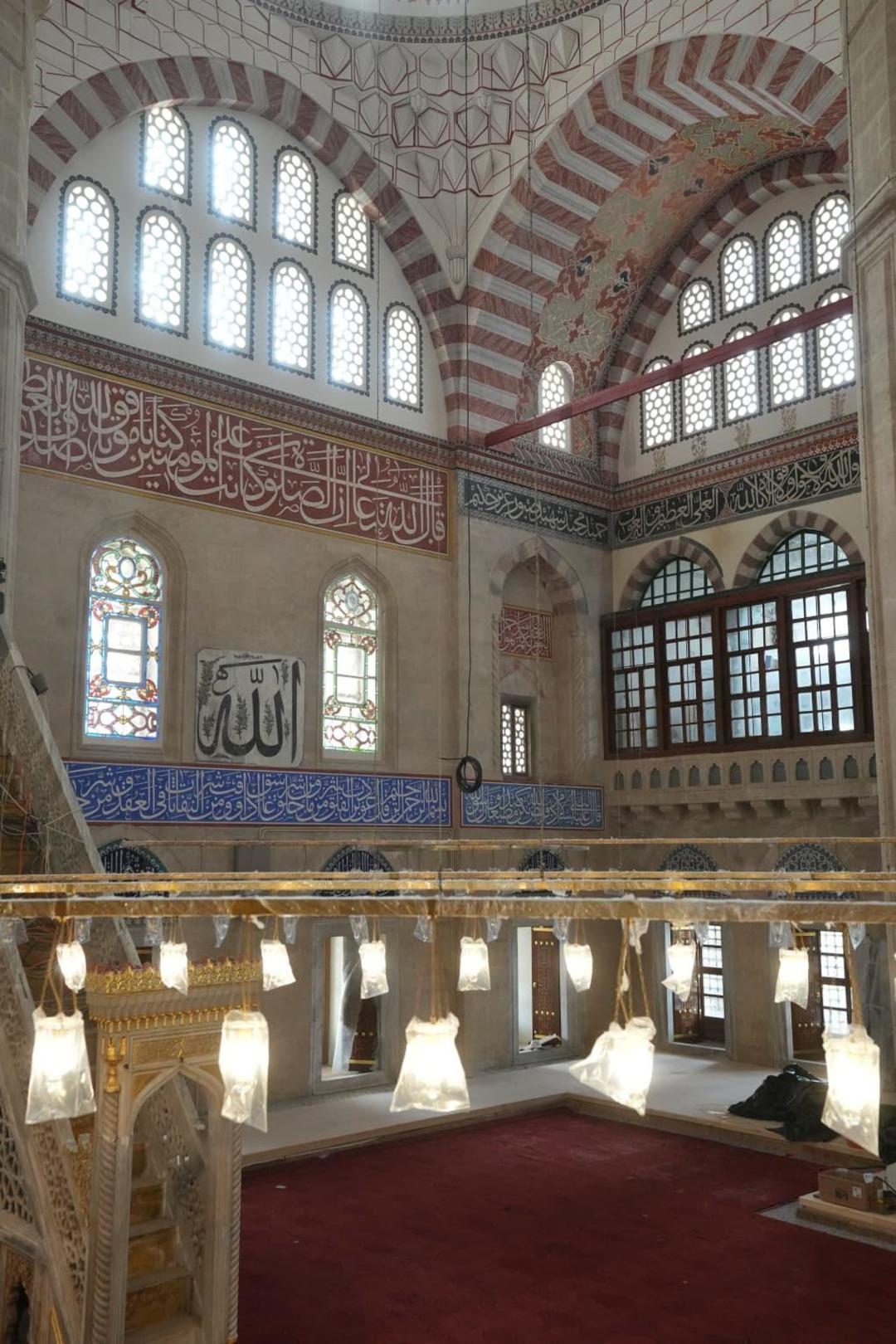 Selimiye Camisi en kapsamlı restorasyonun ardından Ramazan ın ilk g&uuml;n&uuml; ibadete a&ccedil;ılıyor 10