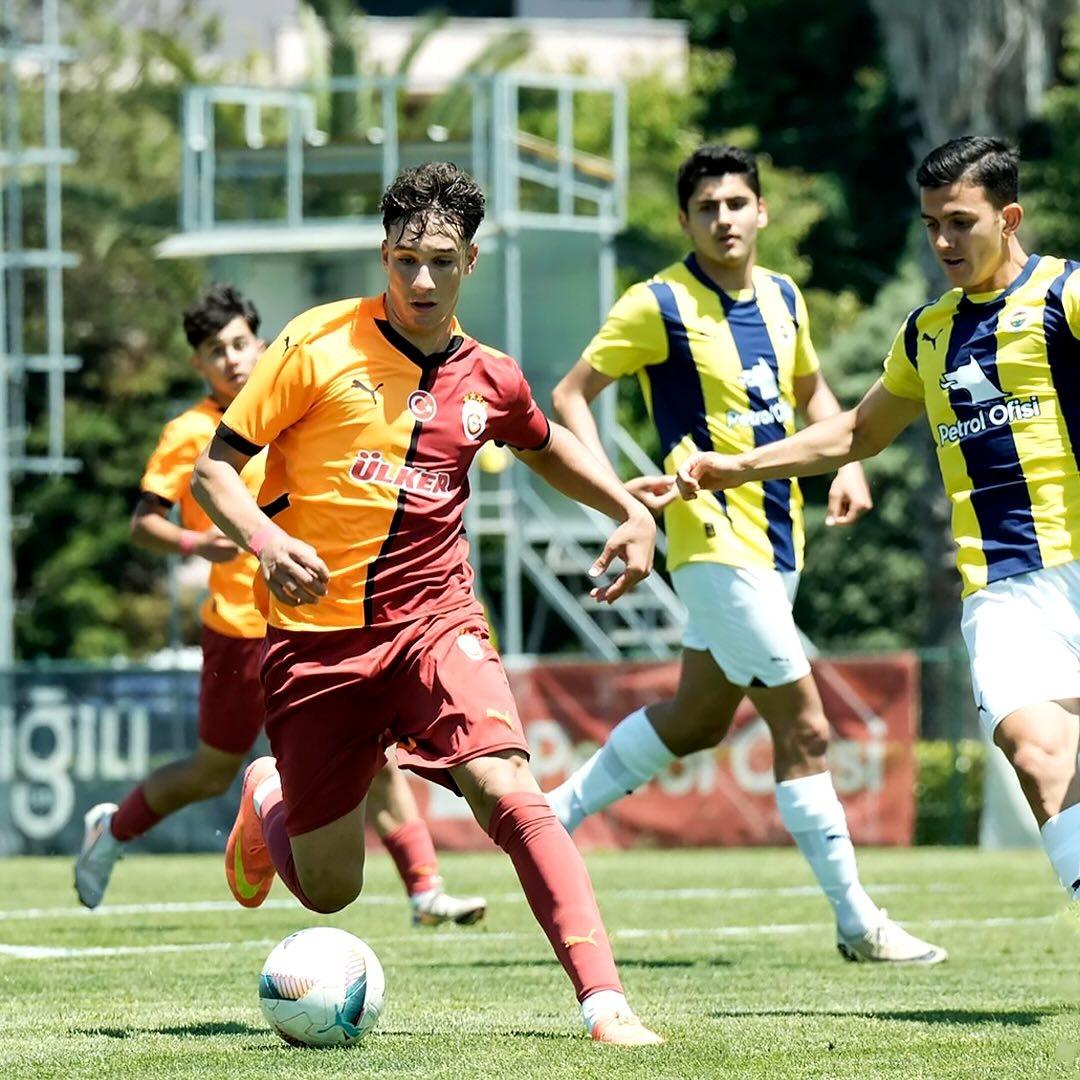 Florya’dan Kadıköy’e sarsıntı geçiş! Çağrı Balta nın bonservisi da belli oldu 1