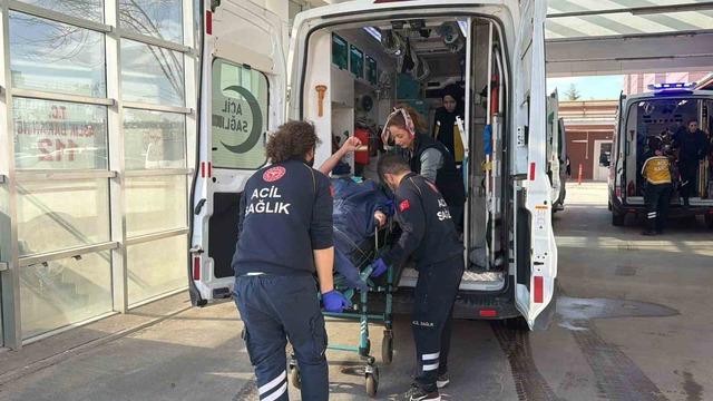 Asansör boşluğuna düşen 2 kişi yaralandı 2