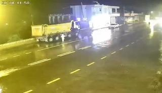 Otomobilin &ccedil;arptığı yaşlı yaya hayatını kaybetti