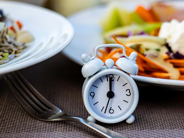 Aralıklı oru&ccedil;la ilgili doğru bilinen yanlış ortaya &ccedil;ıktı!