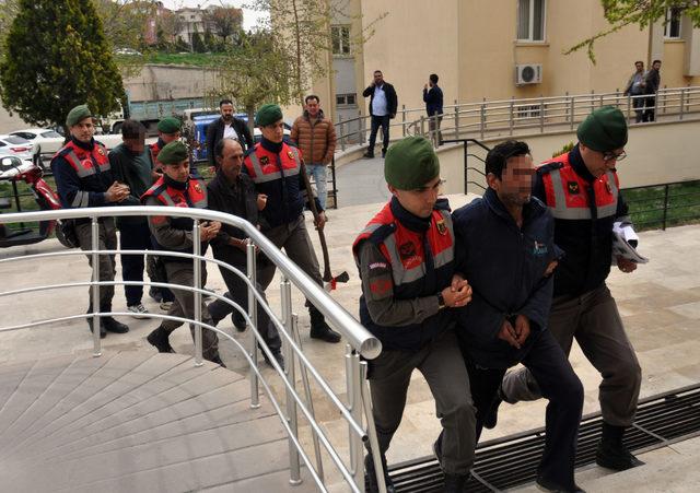 Sulama borusu çaldığı iddiasıyla gözaltına alınan 3 kişiden 1'i tutuklandı