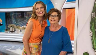 &Uuml;nl&uuml; sunucunun annesi 15 g&uuml;nd&uuml;r kayıp