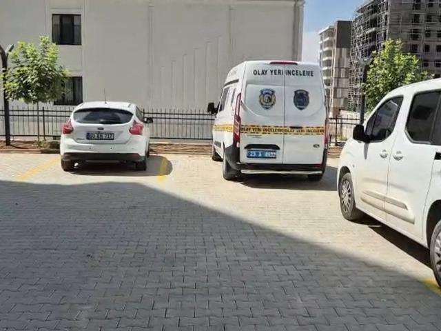 Başkomiser eşini evinde biriyle g&ouml;rm&uuml;şt&uuml;! Yaşanan cinayetle ilgili yeni gelişme: '&Ouml;ld&uuml;rmek i&ccedil;in değildi...'