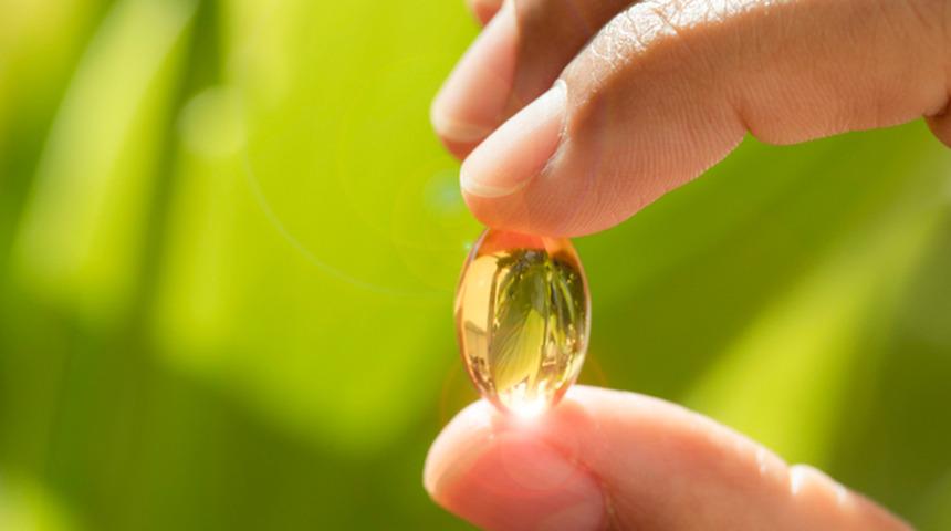 Bu iki vitamin v&uuml;cuda zarar veriyor! Kullanırken bir kez daha d&uuml;ş&uuml;n&uuml;n