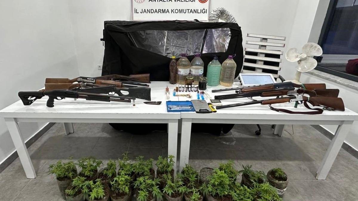 Alanya'da uyuşturucu operasyonu: Sıvı metamfetamin ve kenevir ele geçirildi - Gündem Haberleri